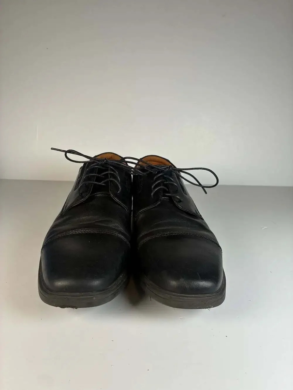 Clarks Tilden Cap Men's Size 8.5W Leather Cap Toe Oxford Dress Shoes